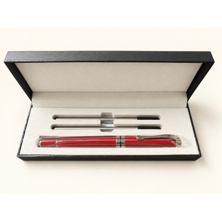 Coffret cadeau avec stylo métallique et deux recharges